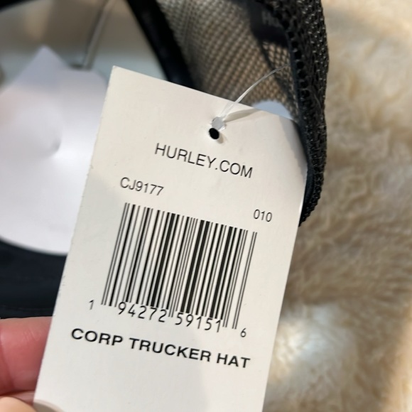 Hurley black trucker hat. New with tags - Picture 11 of 11